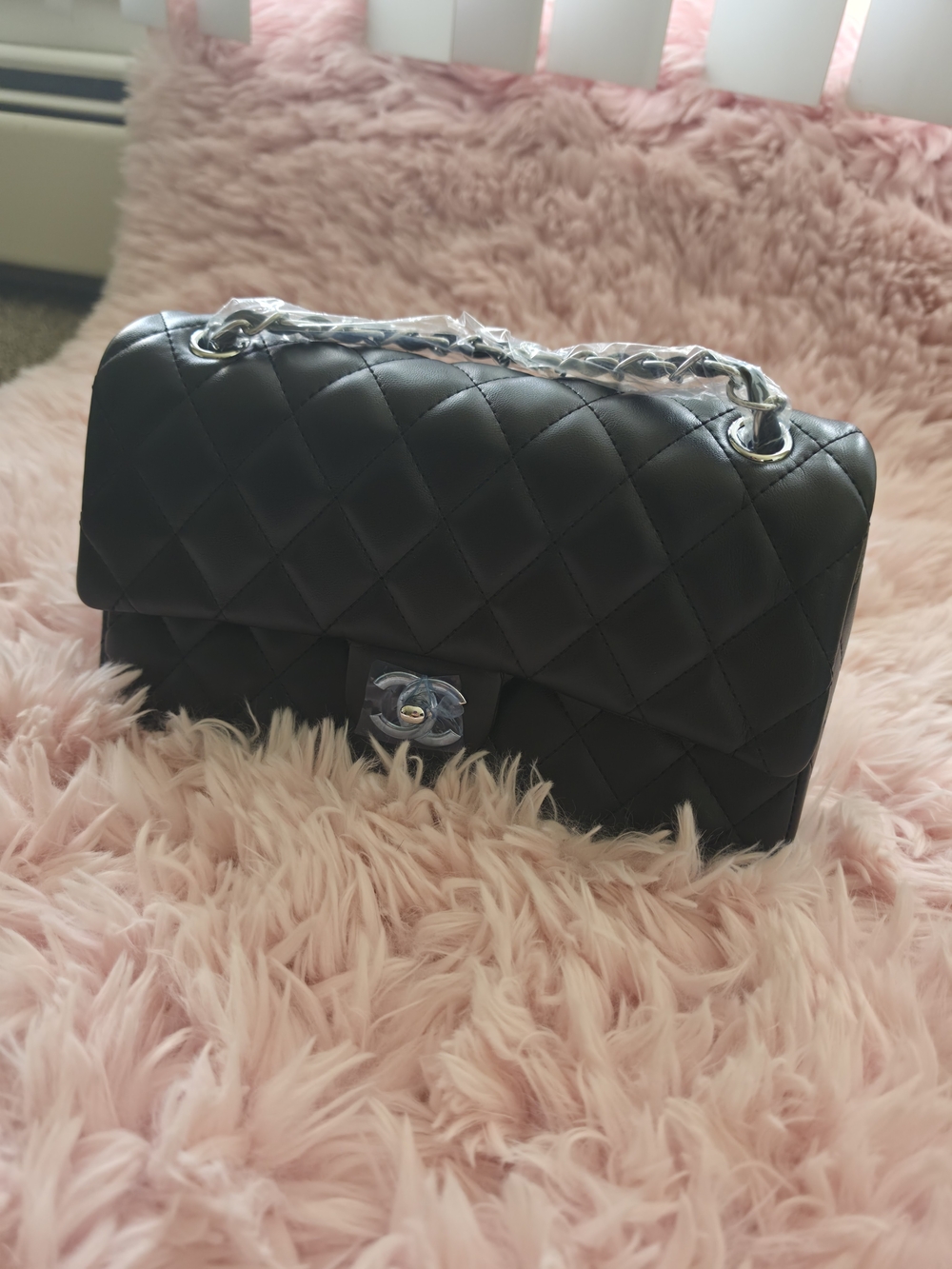 Black Quilted Chain-Handle Shoulder Bag - Classic Designer Style
